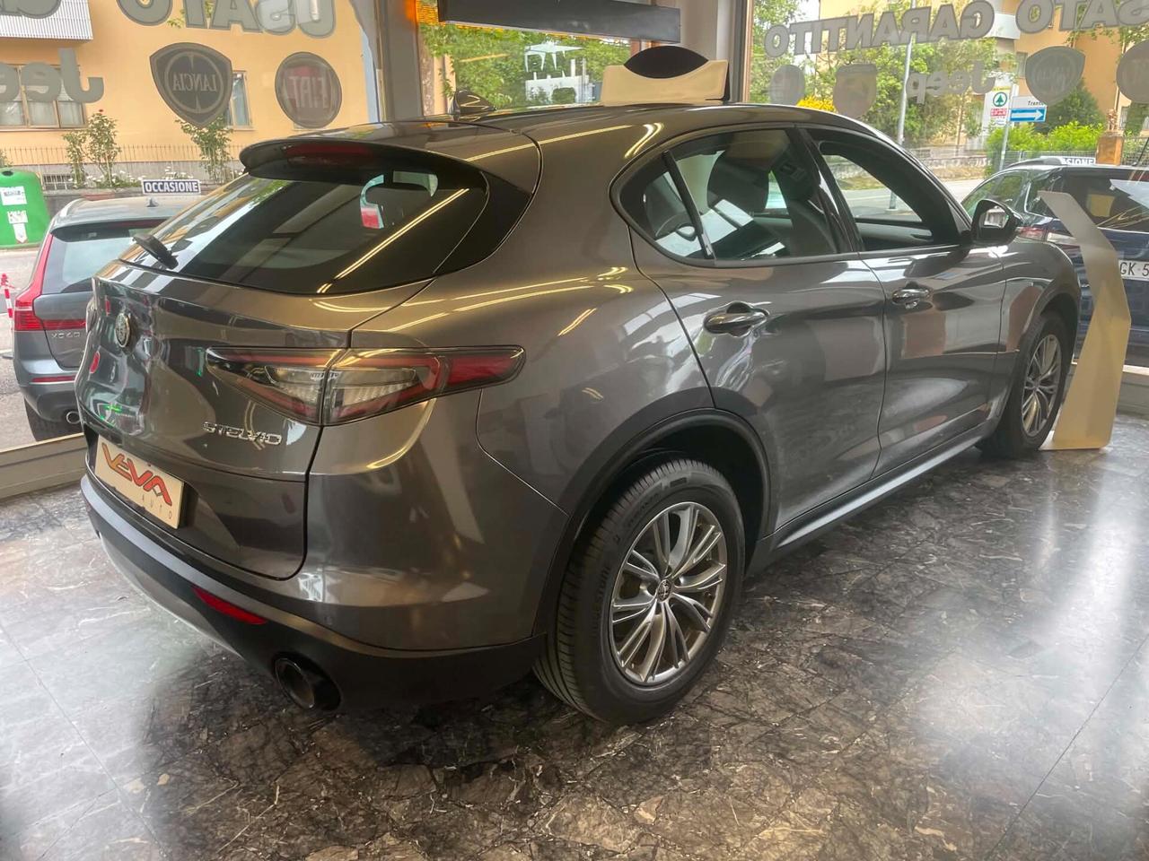 Alfa Romeo Stelvio 2.2 Turbodiesel 210 CV AT8 Q4 Super