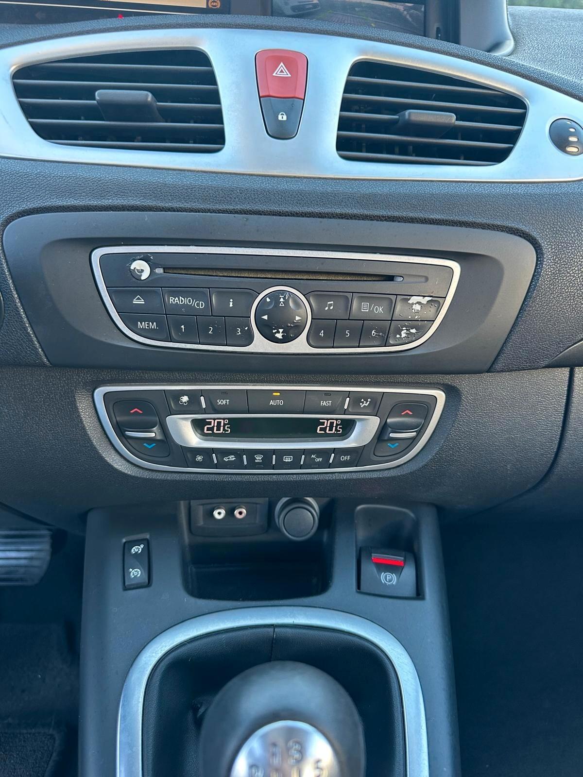 Renault Scenic Scénic X-Mod 1.6 GPL Dynamique-11/2009