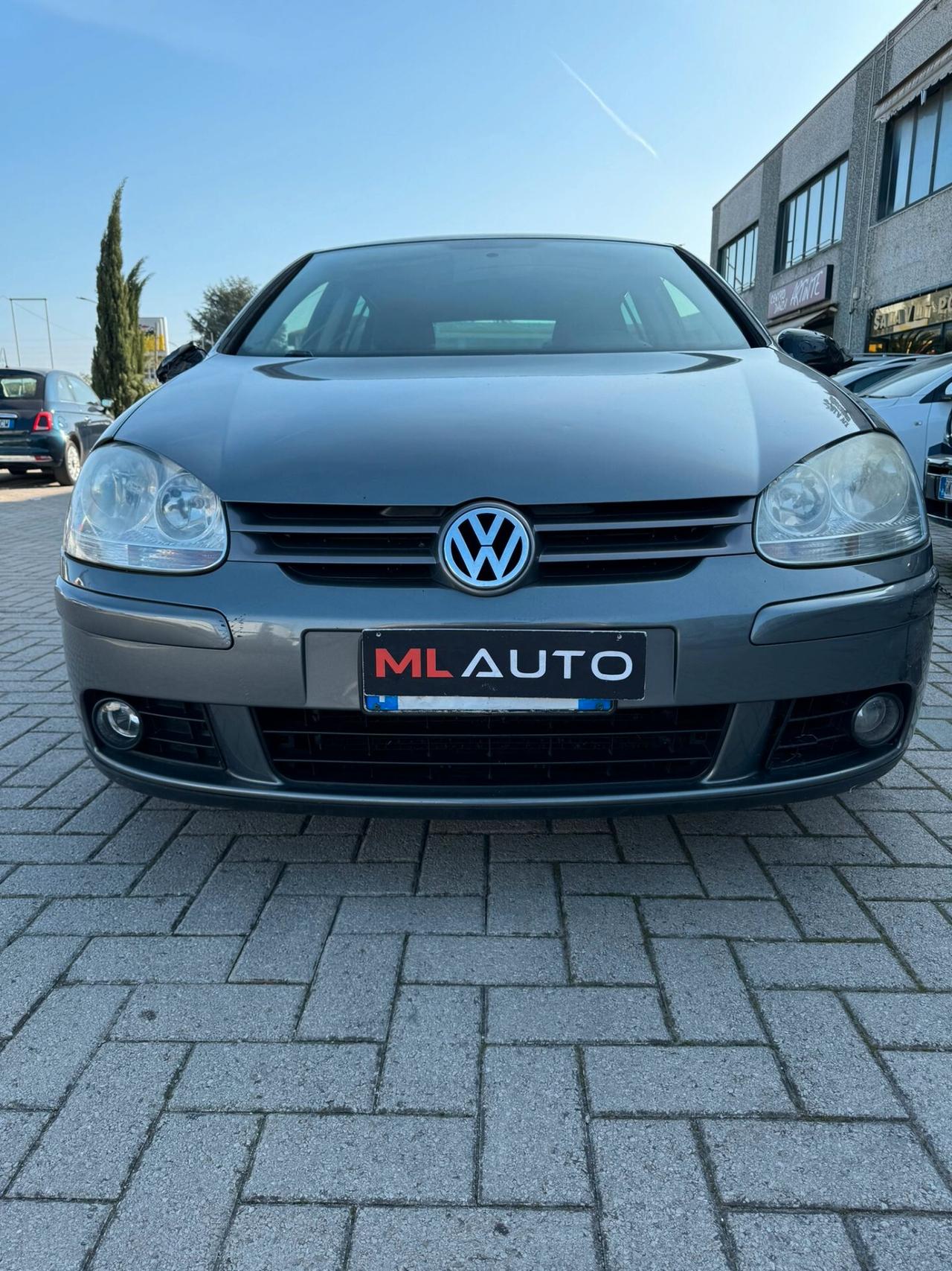 Volkswagen Golf 2.0 TDI DPF 5p. Sportline