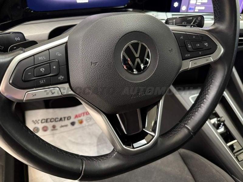 Volkswagen Golf VIII 2020 2.0 tdi Life 115cv dsg