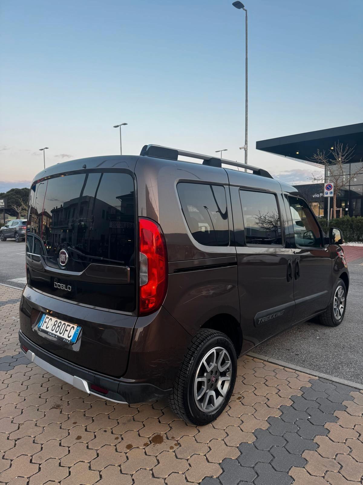 Fiat Doblò 1.6 MJT 16V 120CV Trekking NEOPATENTATI