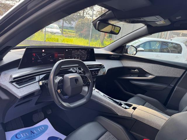 PEUGEOT 3008 Hybrid 136CV e-DCS6 Allure NAVI+RETR.