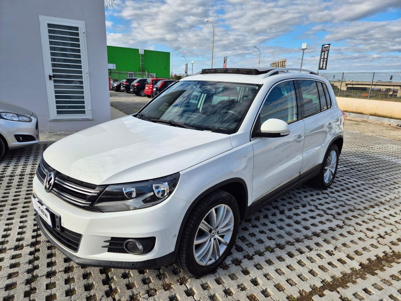 Volkswagen Tiguan 2.0 TDI 140 CV Sport & Style BlueMotion Technology