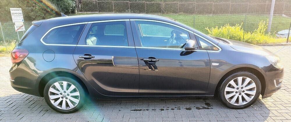 Opel Astra 1.4 Turbo 140CV Sports Tourer GPL Tech Cosmo