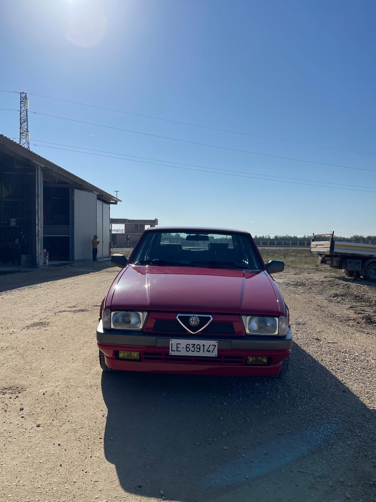 Alfa Romeo 75 2.0i Twin Spark PARI AL NUOVO