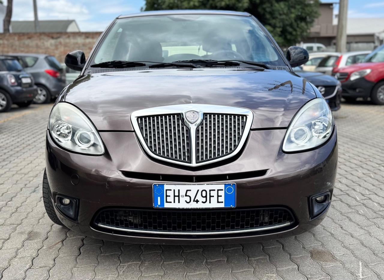 Lancia Ypsilon 1.2 69 CV 5 porte GPL Ecochic Platinum