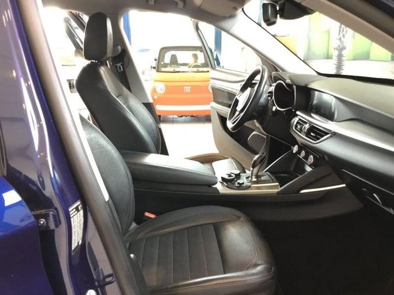 Alfa Romeo Stelvio 2.2 T-Diesel 210 CV AT8 Q4 Executive GANCIO TRAINO