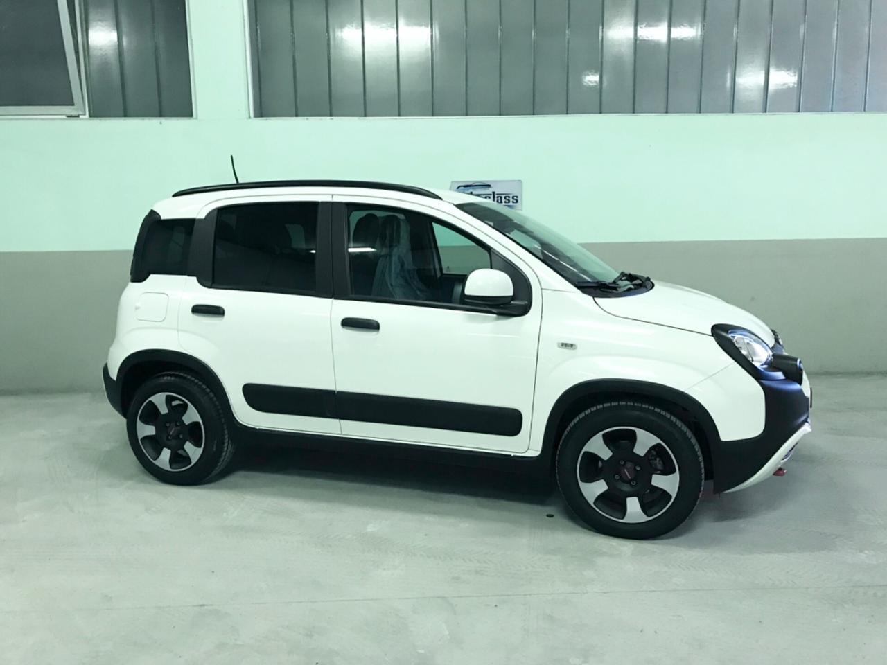 Fiat Panda Cross 1.0 FireFly S&S Hybrid