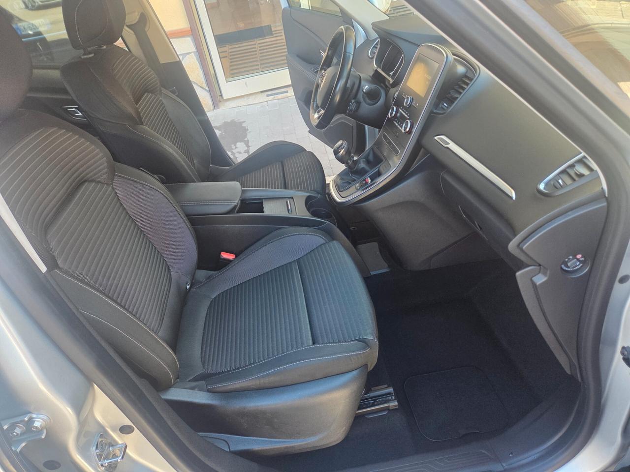RENAULT SCENIC 1.5 110 CV ANNO 2018 KM140000 CERTIF