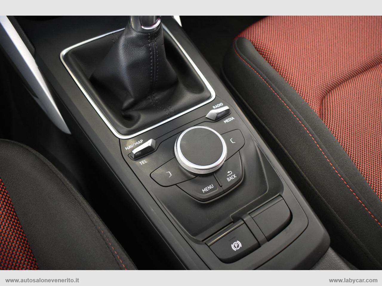 AUDI Q2 30 TDI S tronic Identity Black