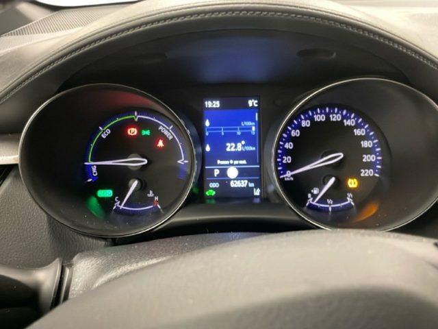 TOYOTA C-HR 1.8 Hybrid E-CVT Business