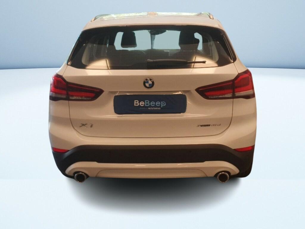 BMW X1 18 d Advantage xDrive