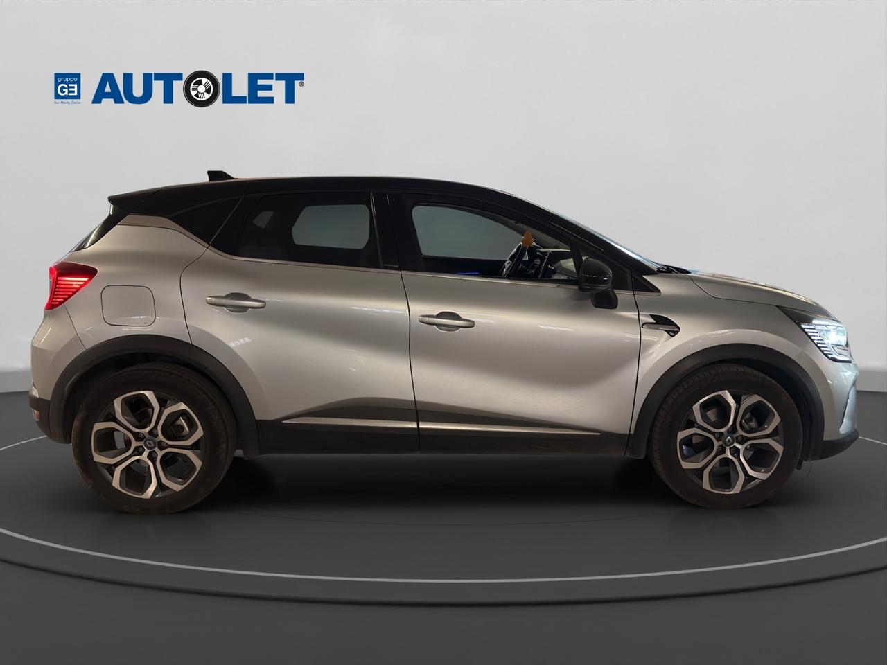 Renault Captur Plug-in Hybrid E-Tech 160 CV Initiale Paris