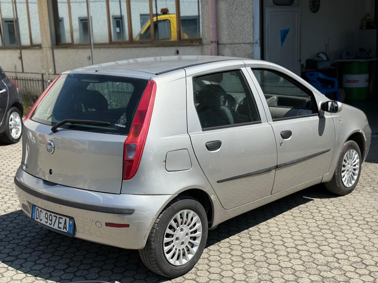 Fiat Punto 1.2i cat 5 porte ELX