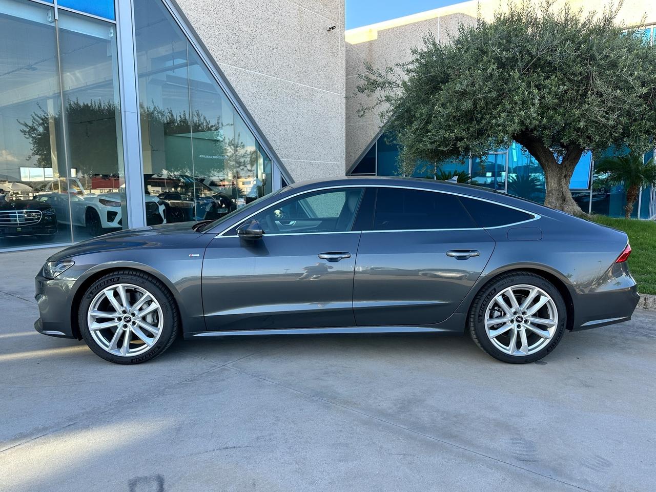 Audi A7 e tfsi 50 Sline possibilità noleggio no scoring