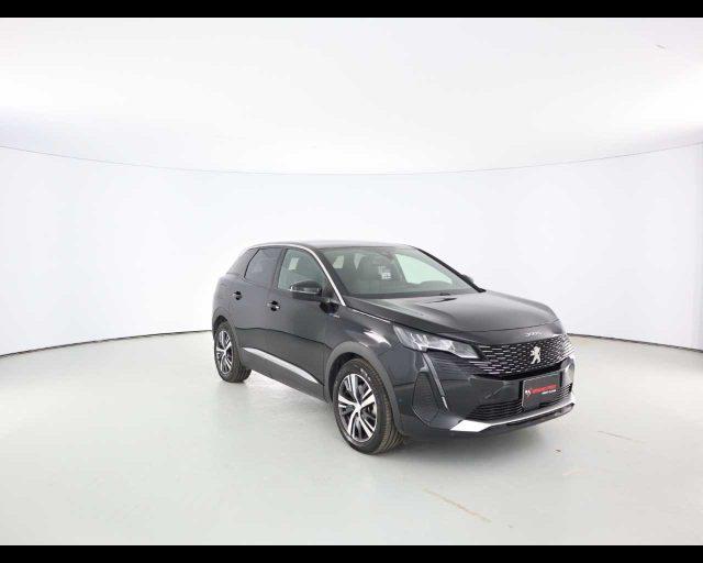 PEUGEOT 3008 Hybrid4 300 e-EAT8 Allure Pack