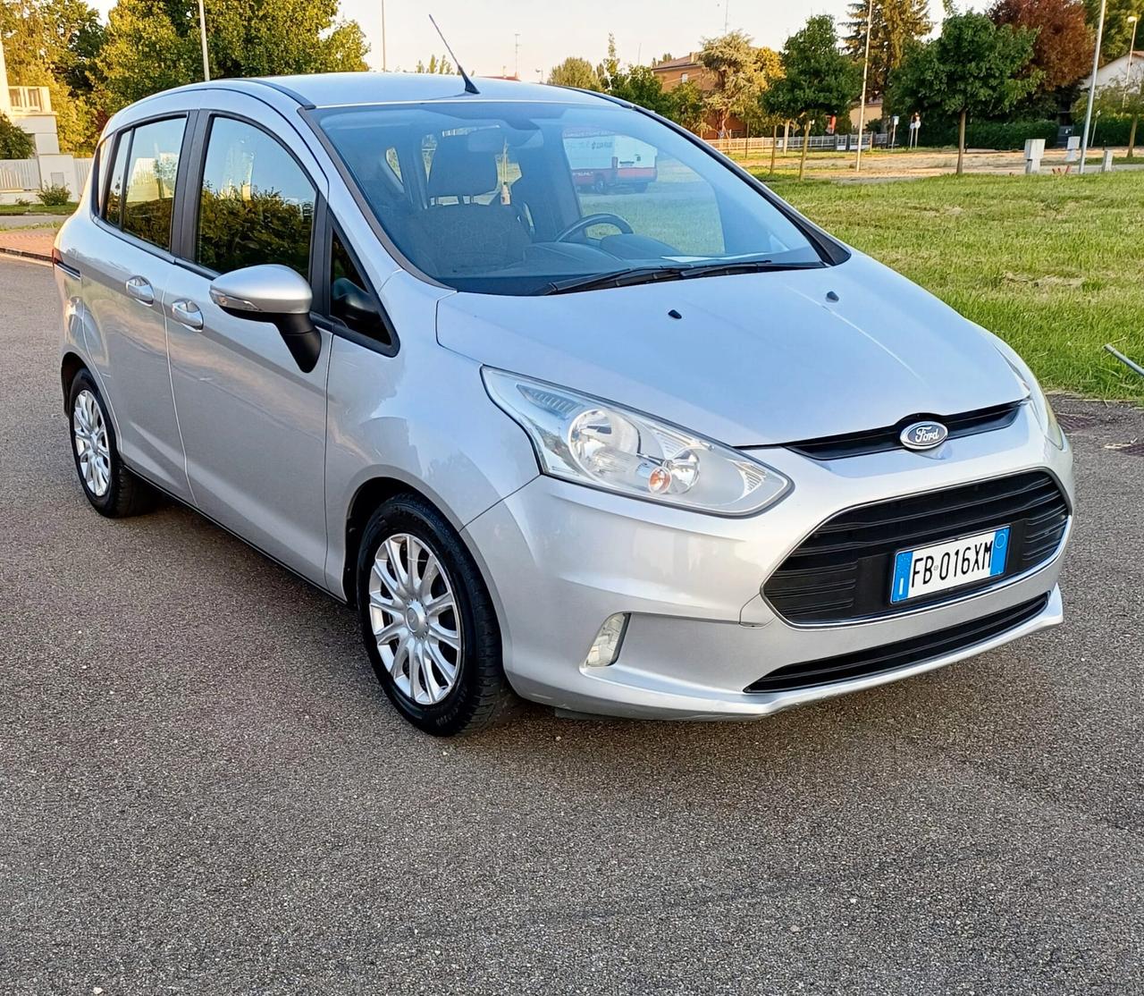 Ford B-Max 1.5 TDCi 75 CV Titanium