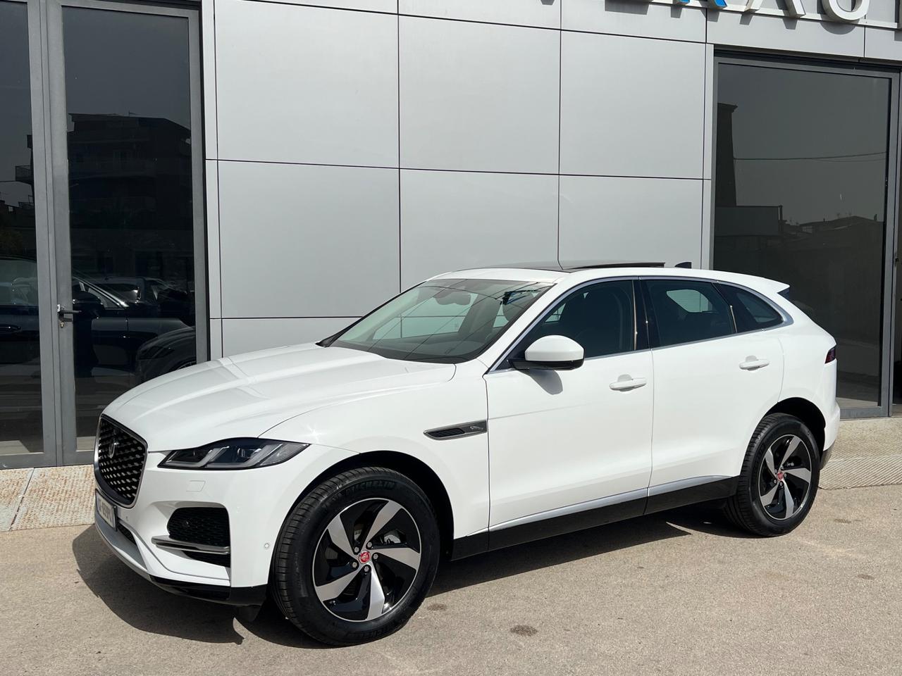 Jaguar F-Pace S awd 204cv auto possibilità noleggio no scoring