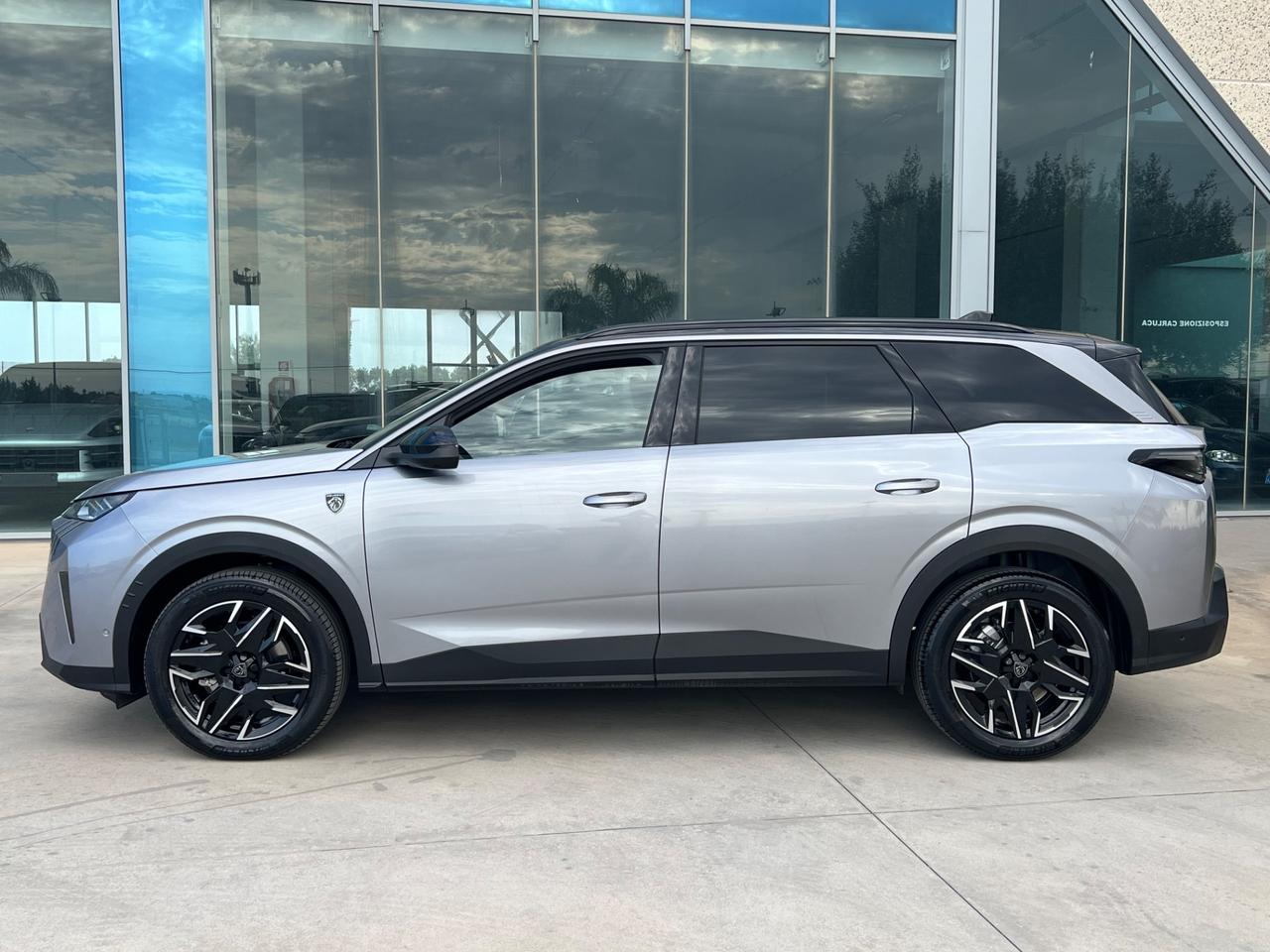 Peugeot 5008 Hybrid 145 e-DCS6 GT Exclusive - 7 posti - possibilità noleggio no scoring