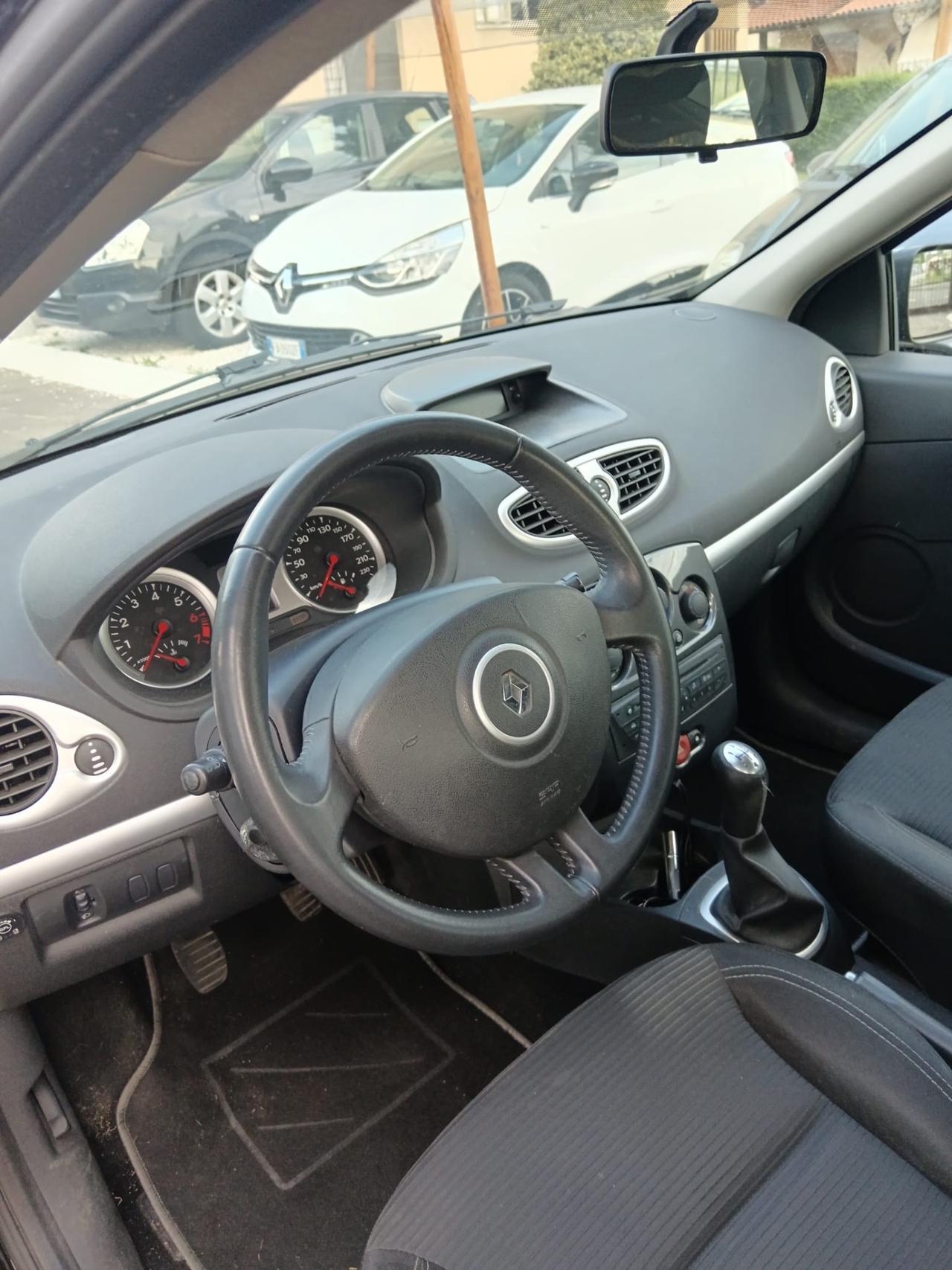 Renault Clio 1.2 16V 5 porte GPL Dynamique