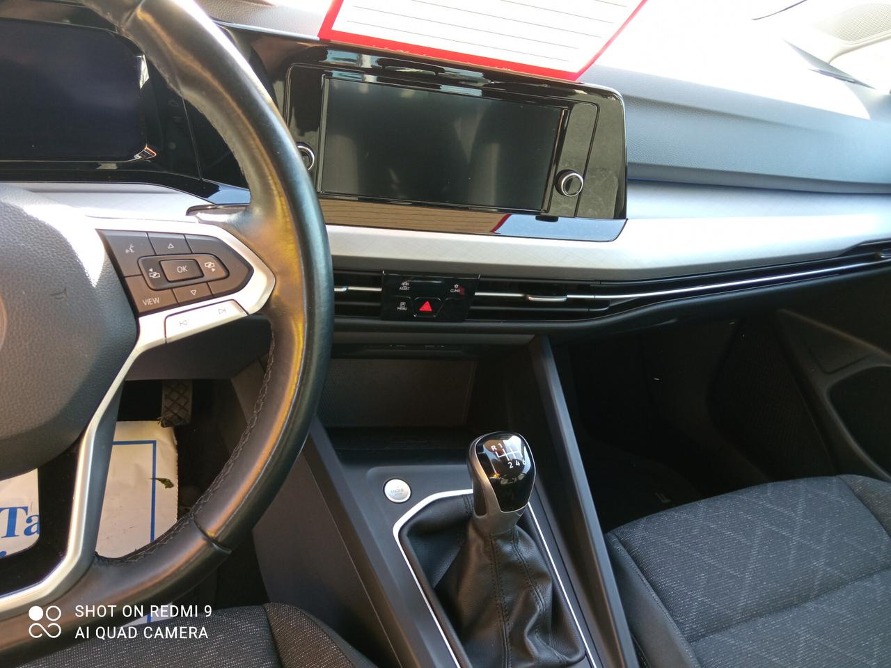 Volkswagen Golf 8 2.0 TDI SCR LIFE DSG 116CV 5P