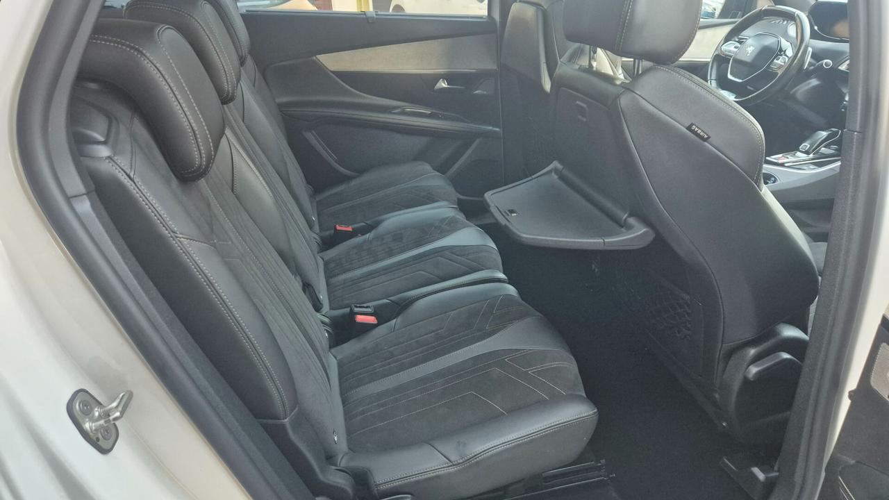 Peugeot 5008 BlueHDi 130 S&S EAT8 GT Pack