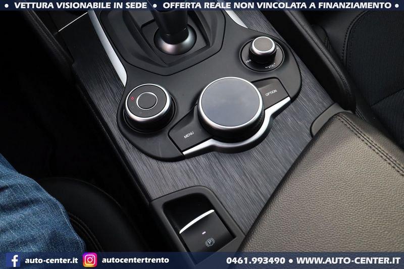 Alfa Romeo Giulia 2.0 Turbo AT8 200CV B-Tech