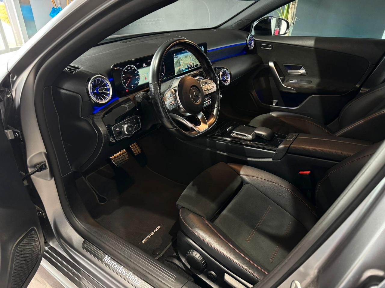 Mercedes-benz A 200d Premium AMG Night Edition MAGNO