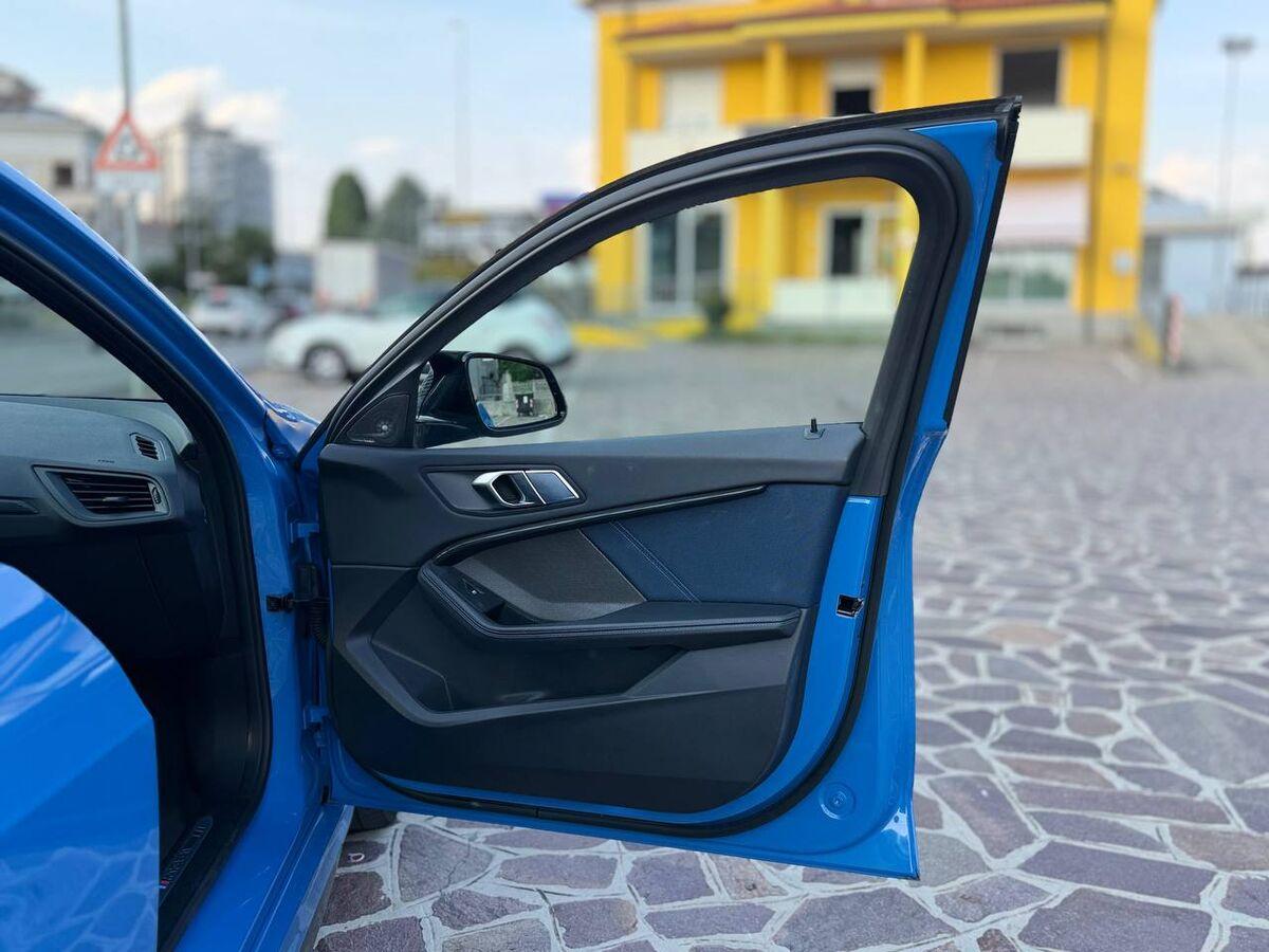 BMW Serie 1 M 135i xdrive auto
