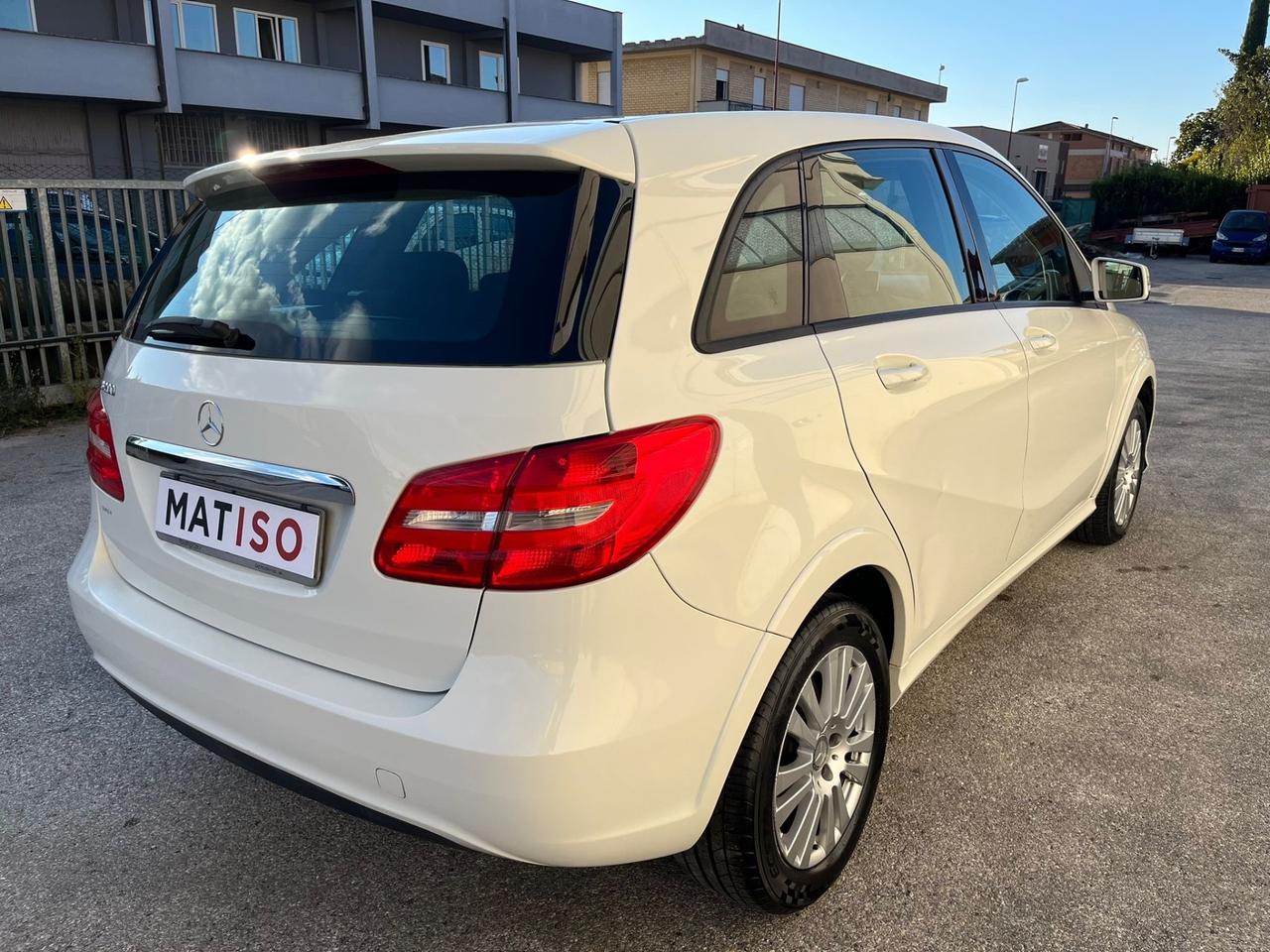 Mercedes-benz B 200 NGD. Benzina/metano