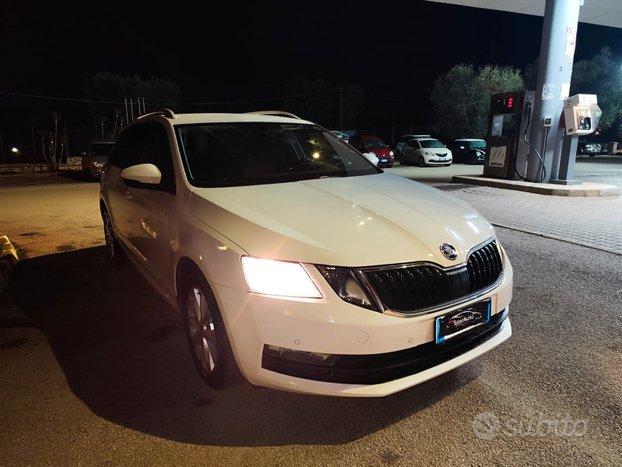 SKODA Octavia 2.0 DSG EXECUTIVE IVA DEDUCIBILE