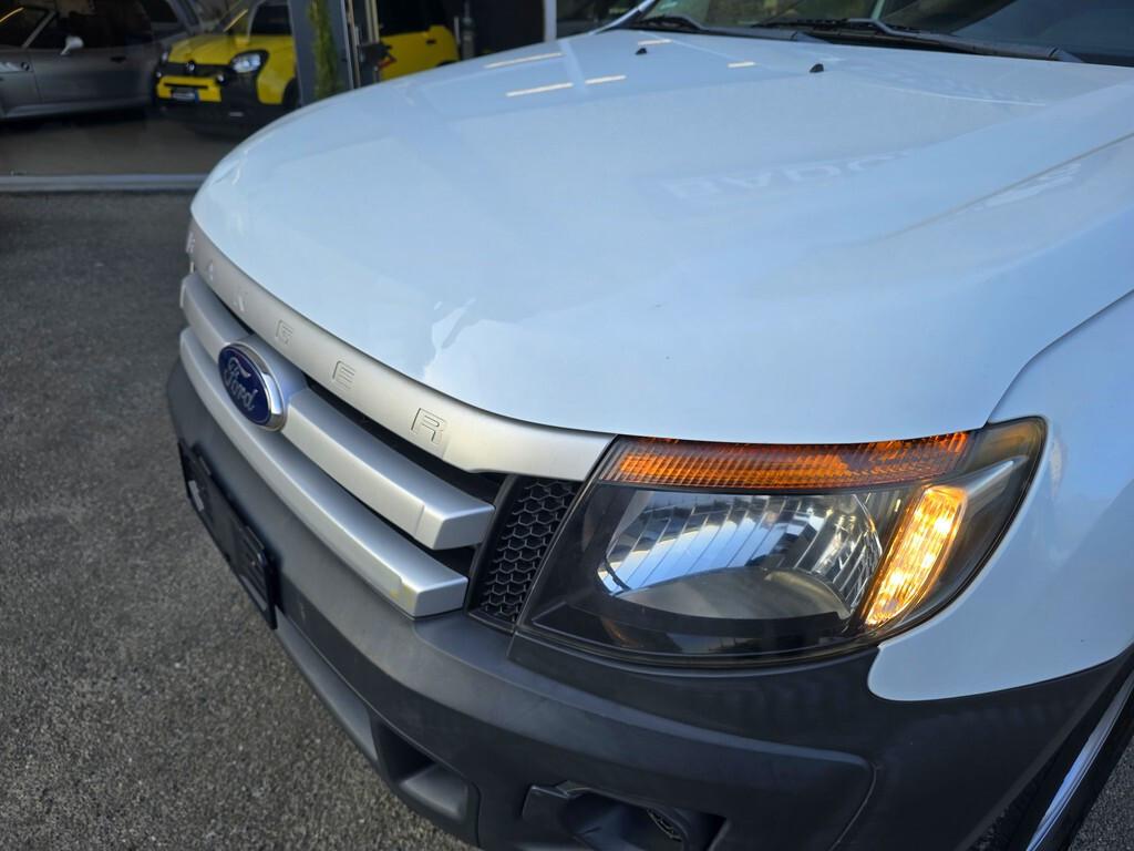 Ford Ranger 2.2 TDCi Super Cab XL CON SOLO 38000 KM!