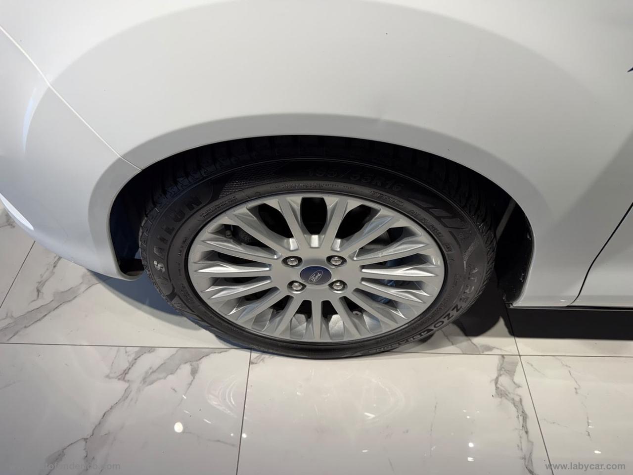 FORD B-Max 1.6 TDCi 95 CV Individual