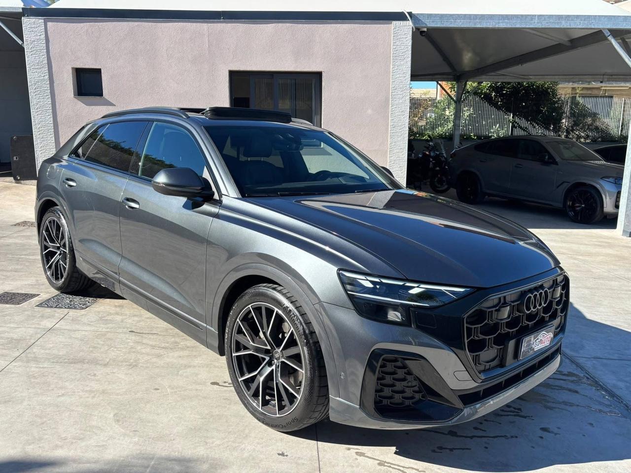 Audi Q8 SUV S line edition