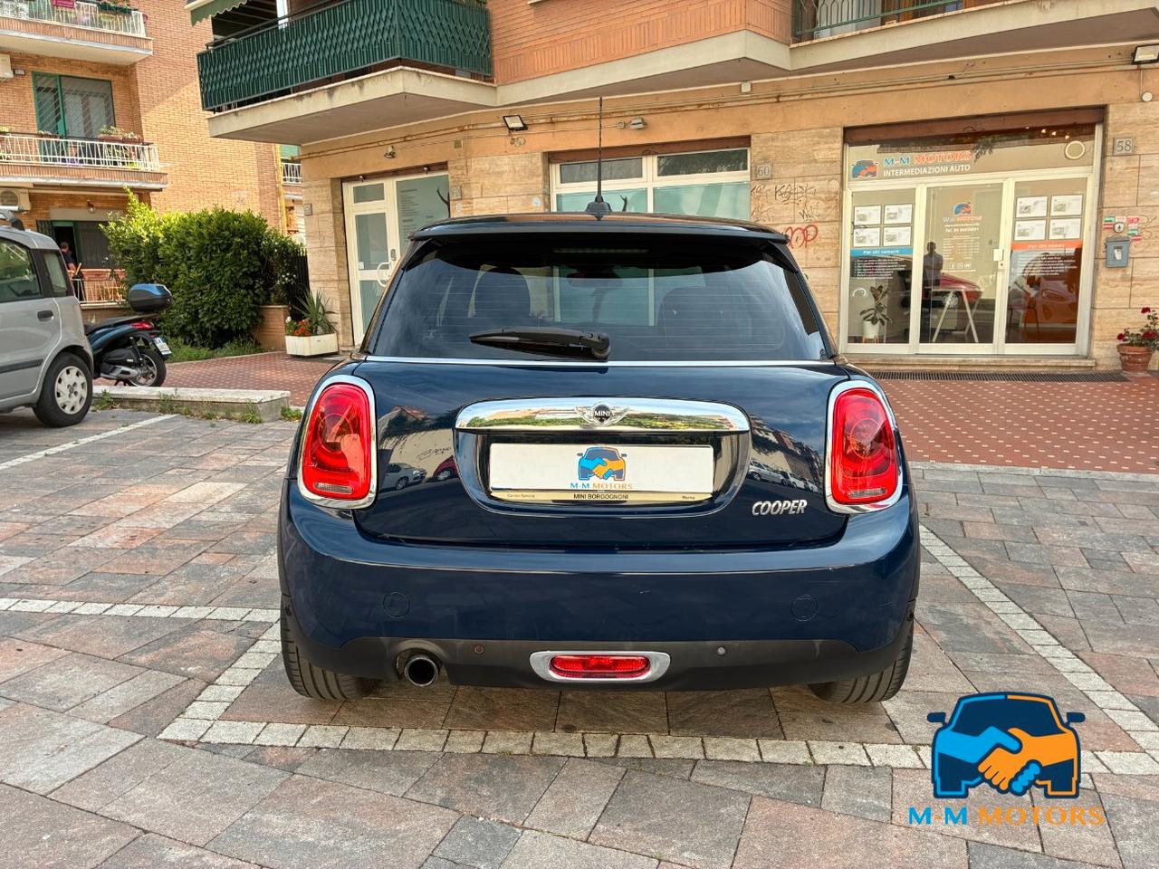 Mini 3 p Cooper Hype 1.5 Auto 136 cv interni JCW