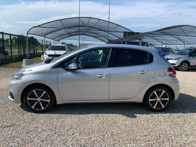 PEUGEOT 208 PureTech 82 5 porte Allure