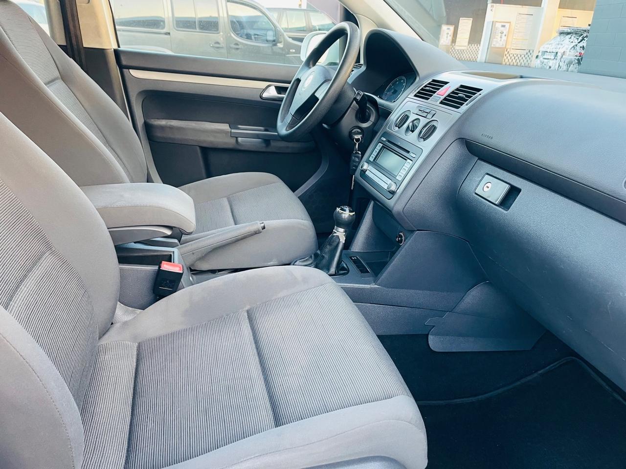 Volkswagen Touran 2.0 Trendline Ecofuel
