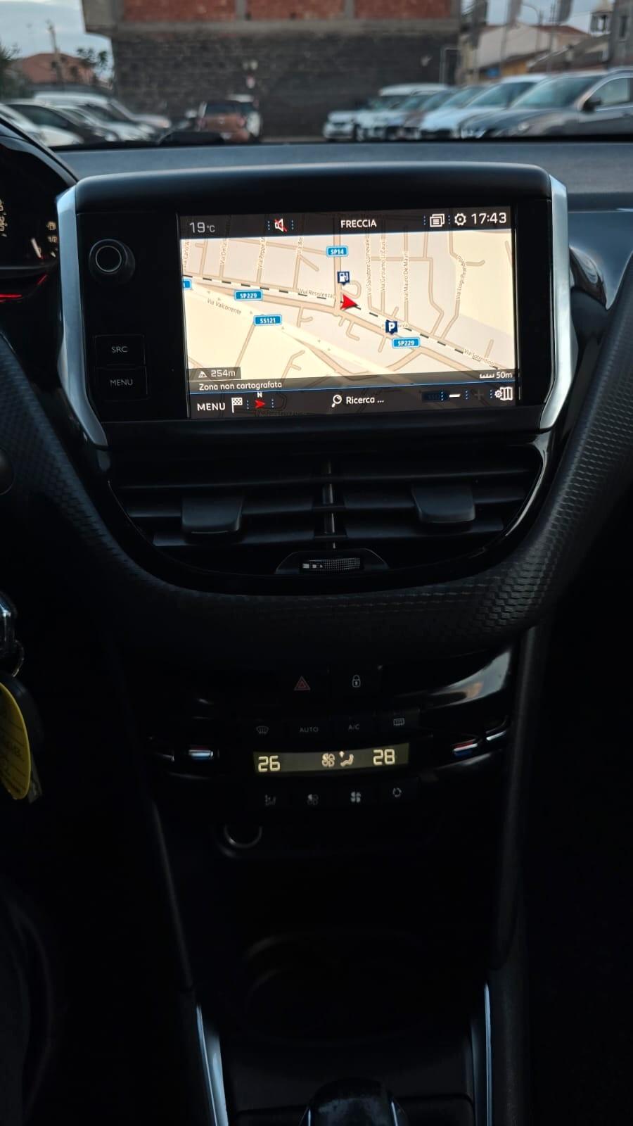 Peugeot 208 BlueHDi 75 5 porte Allure