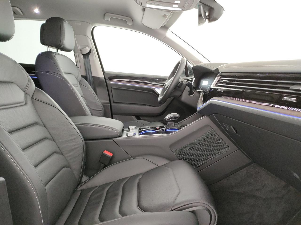 Volkswagen Touareg 3.0 v6 tdi scr elegance 231cv auto