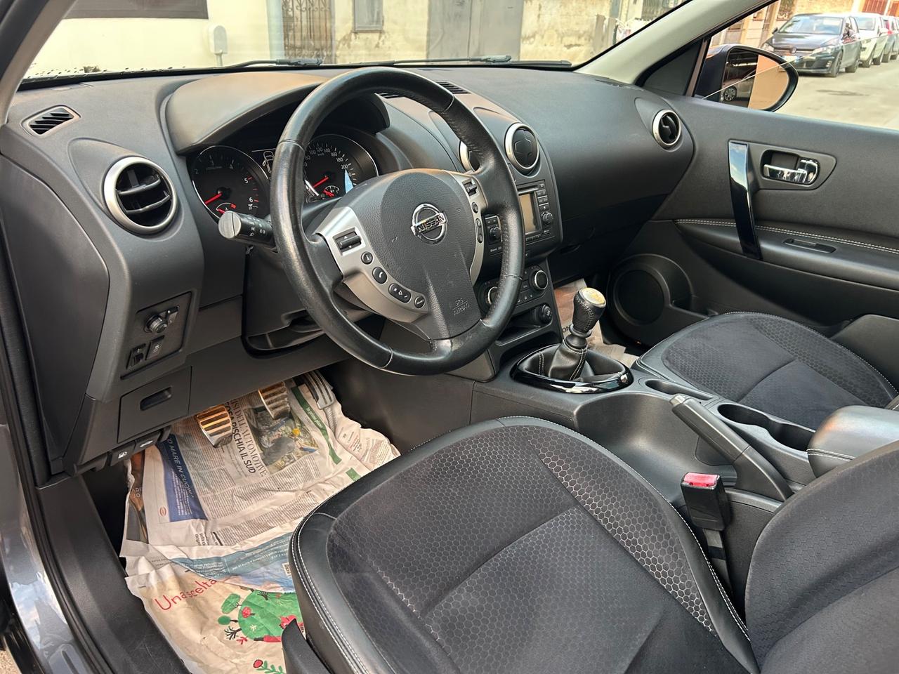 Nissan Qashqai 1.5 dCi DPF Tekna 360 TETTO NAVI