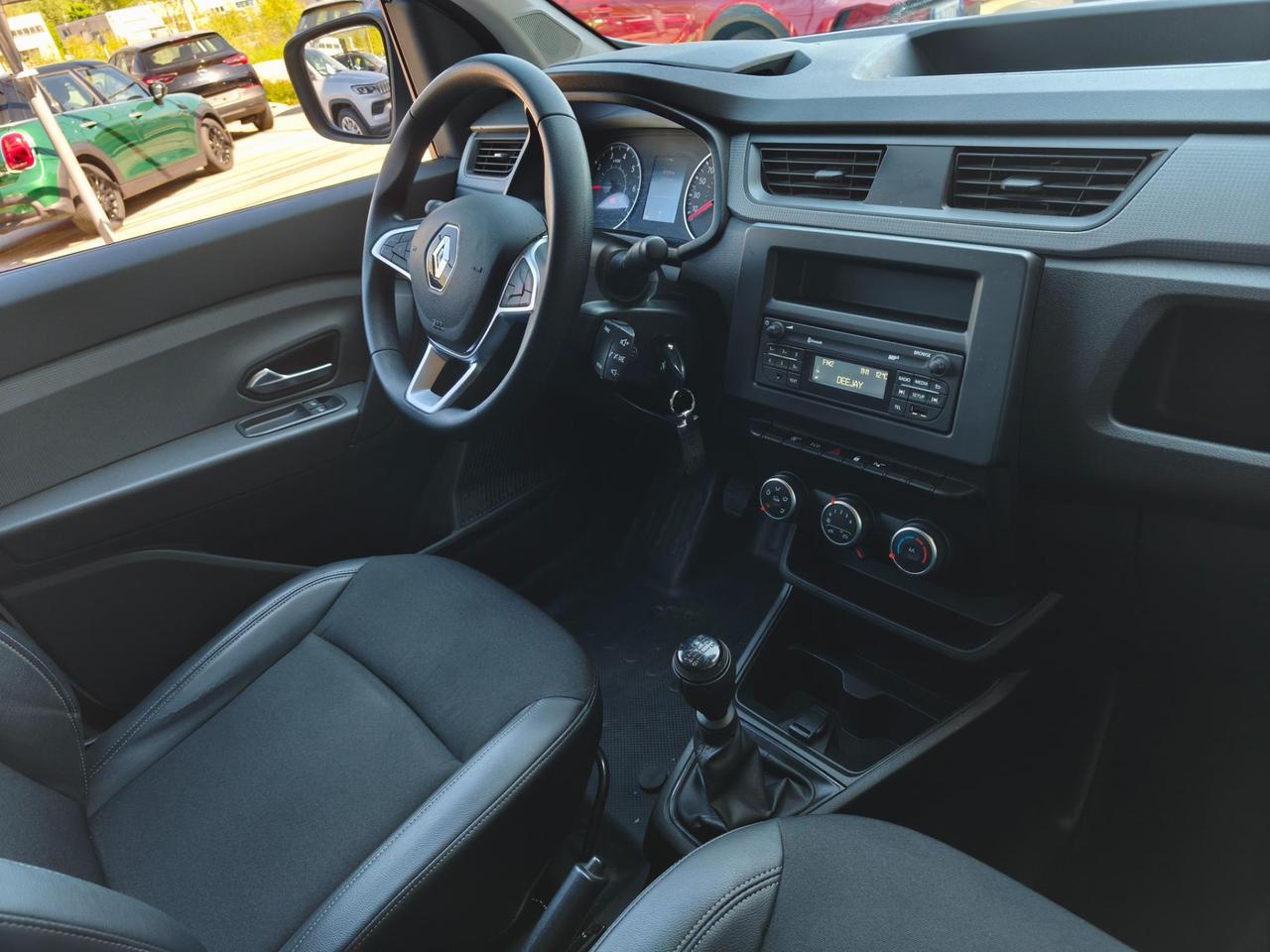 RENAULT Express van 1.5 Blue dci 95cv + IVA OK NEOPATENTATI