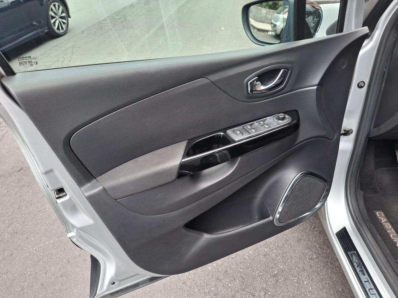 Renault Captur 1.5 dCi 8V 90 CV EDC Energy R-Link