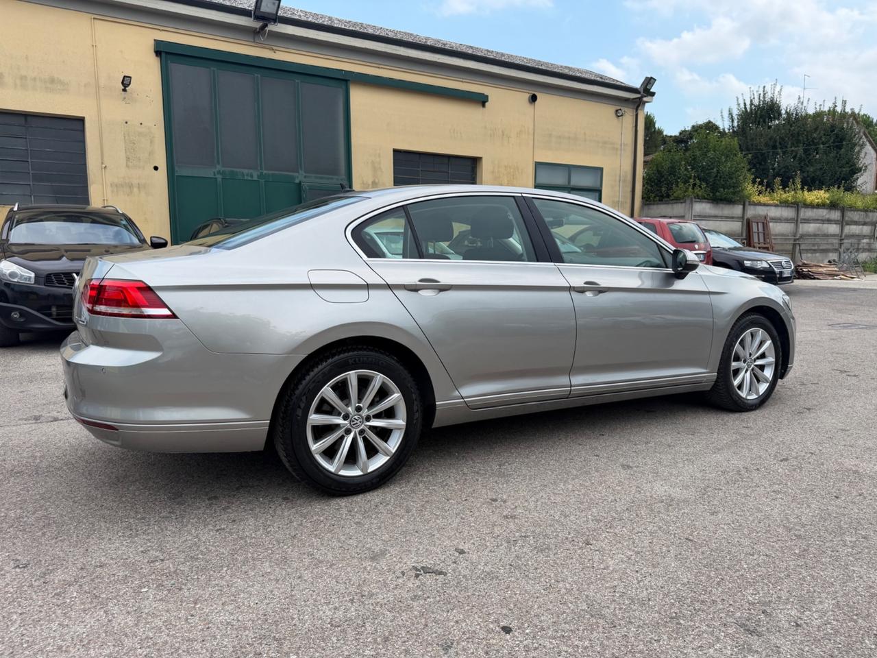 Volkswagen Passat 2.0 TDI DSG Comfortline BlueMotion Technology