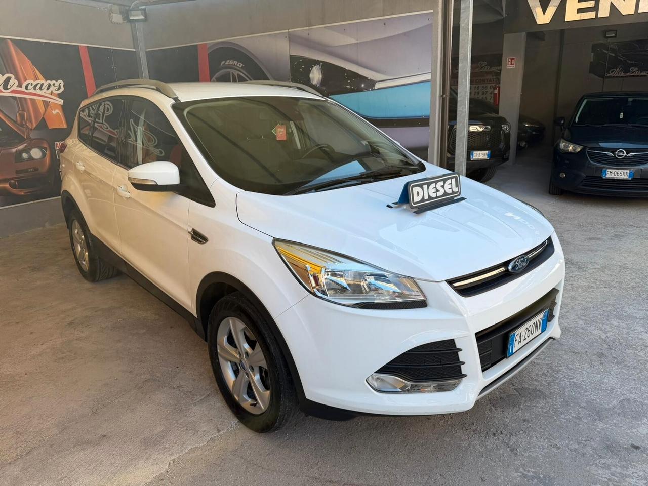 Ford Kuga 2.0cc diesel 12 mesi garanzia-2015