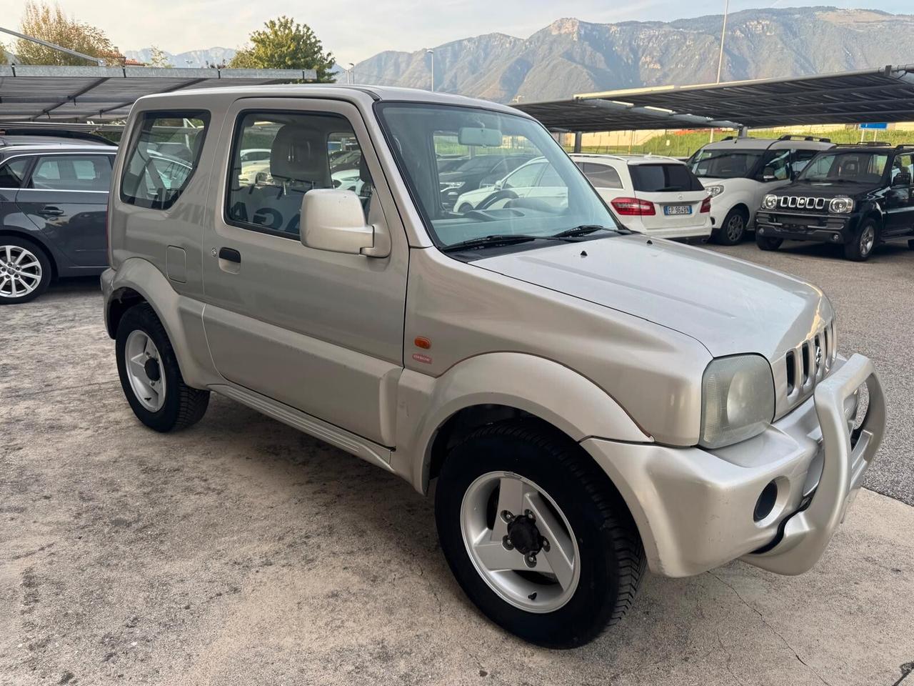 Suzuki Jimny 1.3i 16V cat 4WD JLX Special