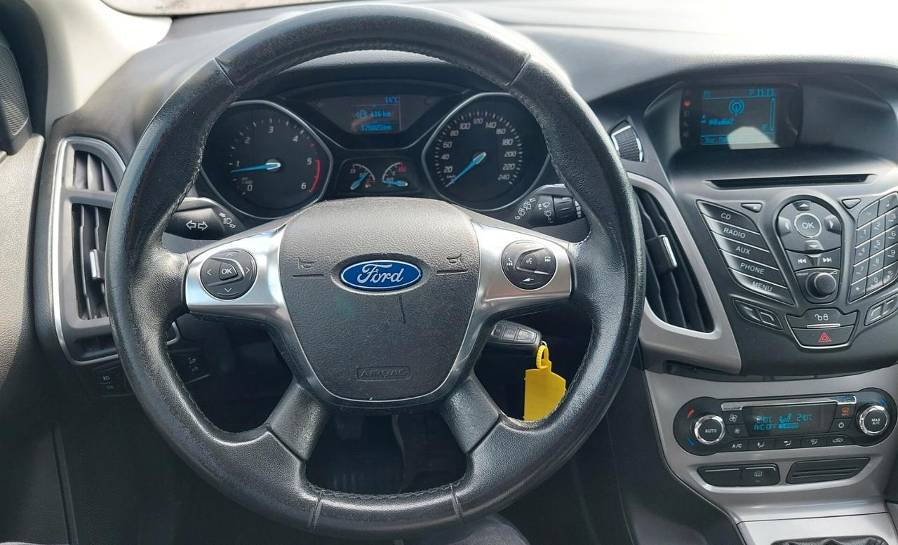 FORD FOCUS SW - SPAZIOSA PER LAVORO E FAMIGLIA