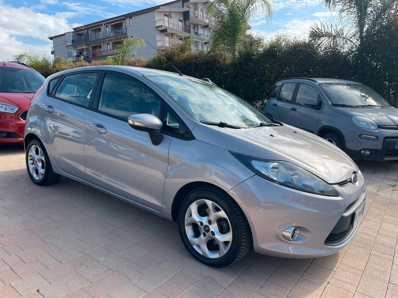 Ford Fiesta Td "Finanziabile Senza Busta Paga"