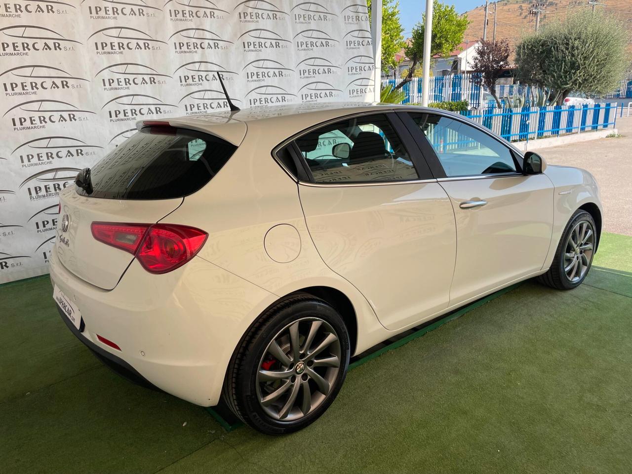Alfa Romeo Giulietta 1.6 JTDm-2 105 CV Distinctive