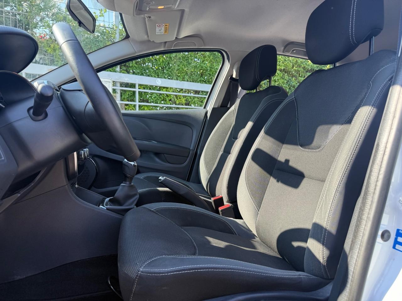 Renault Clio 1.2 75CV 5 porte LIMITED GARANTITA