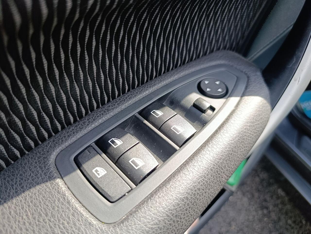 BMW Serie 1 116d eff.dynamics Urban 5p